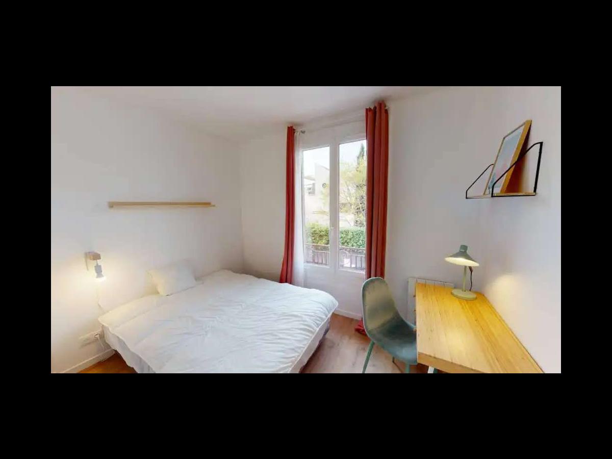Colocation à Toulouse — Colocation Toulouse — chambre meublée · Carmes · Colocation à Toulouse — Colocation Toulouse — chambre meublée · Carmes ·