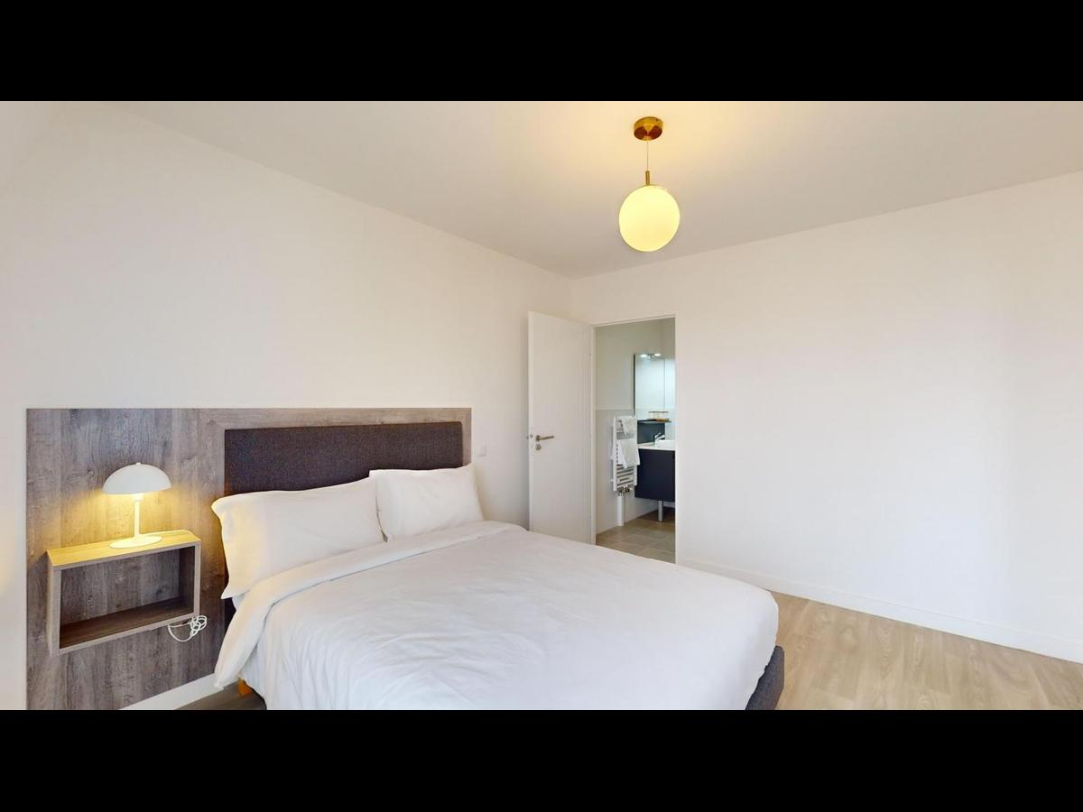 Colocation à Orléans : Chambre lumineuse · Orléans — 4 pièces au total (photo 4/6)