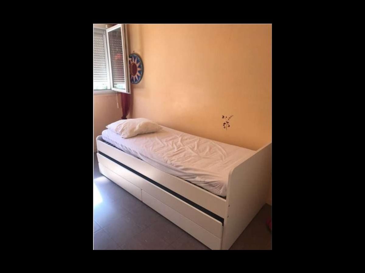 Colocation à Lille : Chambre avec bureau · Lille (58 m² le logement) (photo 5/6)