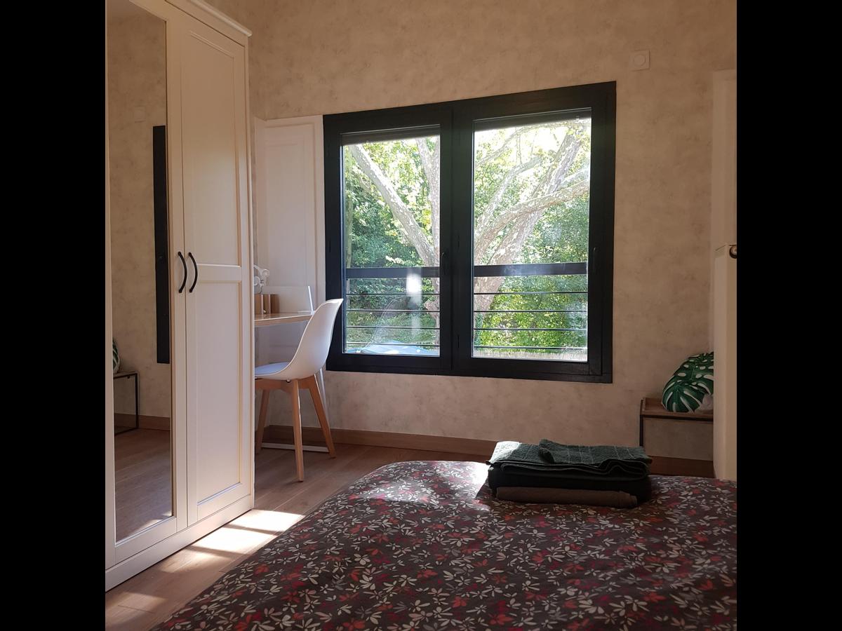 Colocation à Bourges — Appartement 6 pièces · 73 m² — Centre · Bourges Colocation à Bourges — Appartement 6 pièces · 73 m² — Centre · Bourges