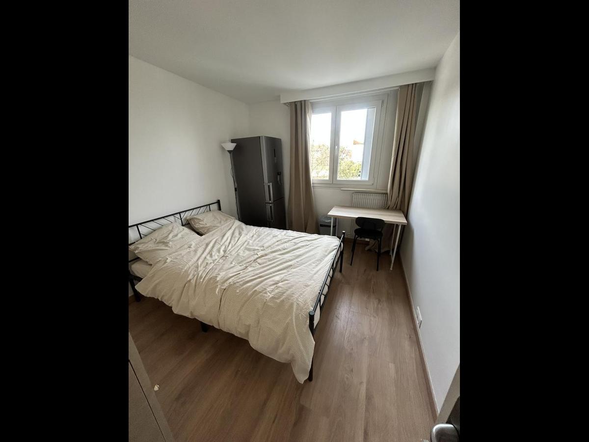 Colocation à Bordeaux : Dispo avril · coloc calme · Bordeaux (photo 2/6)
