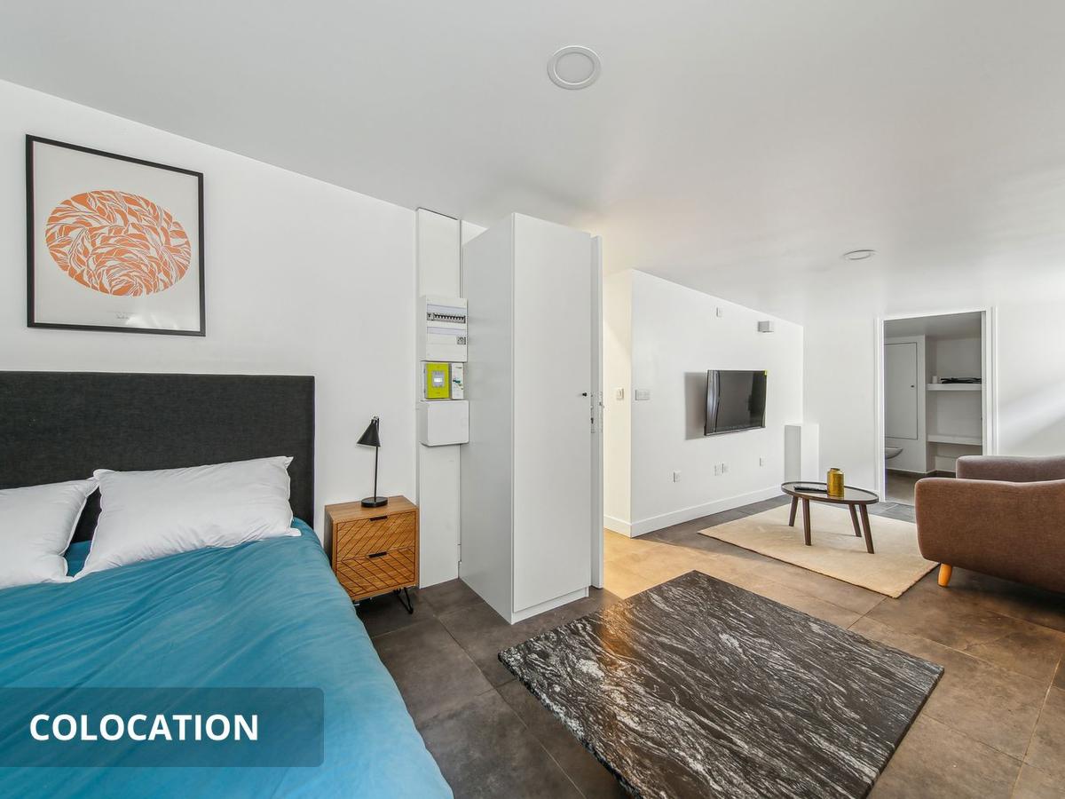 Colocation à Aix-En-Provence : Appartement 2 pièces · 70 m² — Cours Mirabeau · Aix-en-Provence (photo 2/6)