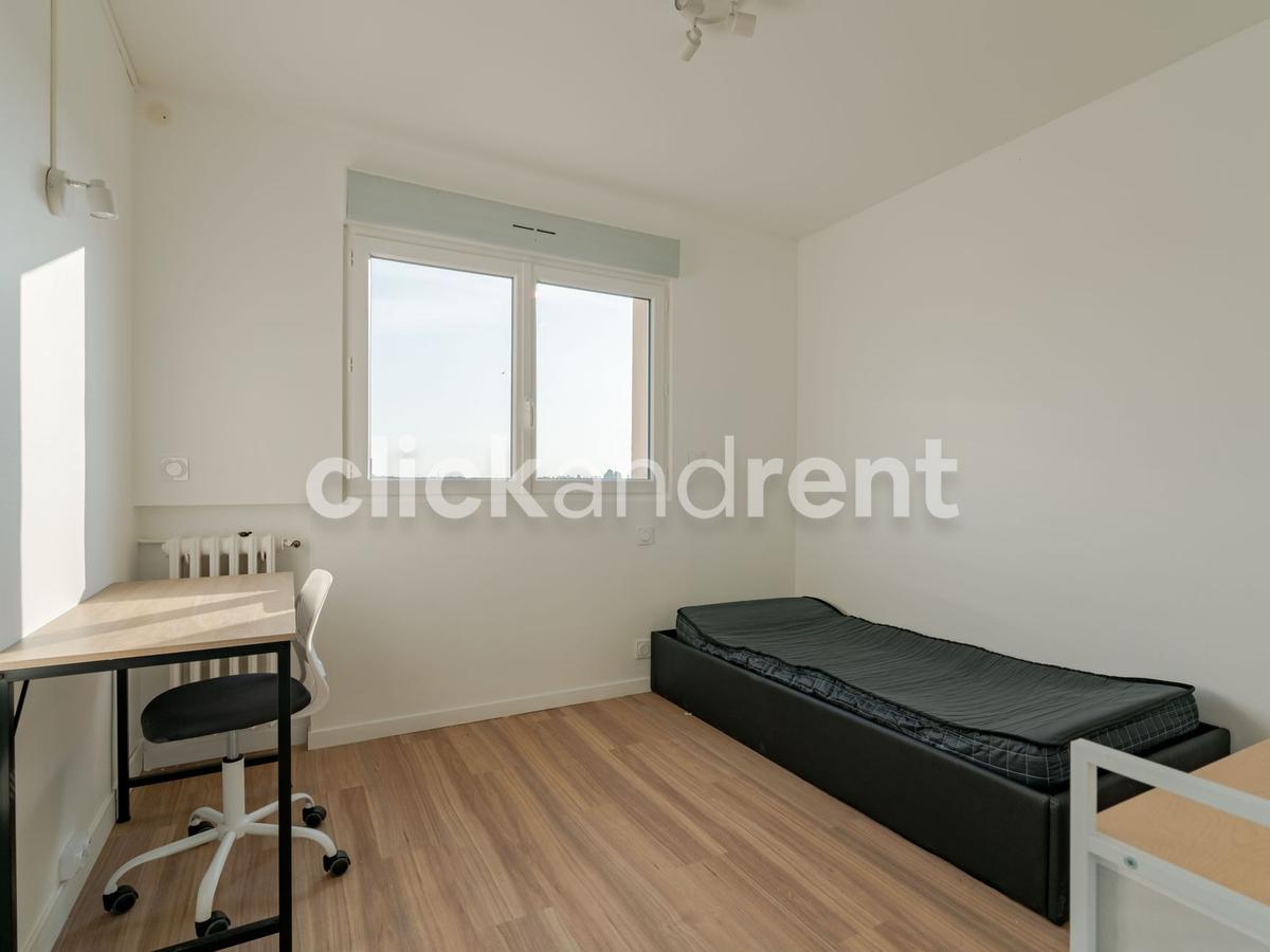 Colocation à Saint-Malo : 3 colocs / chambre dans appart 74 m² · Saint-Malo (photo 3/6)