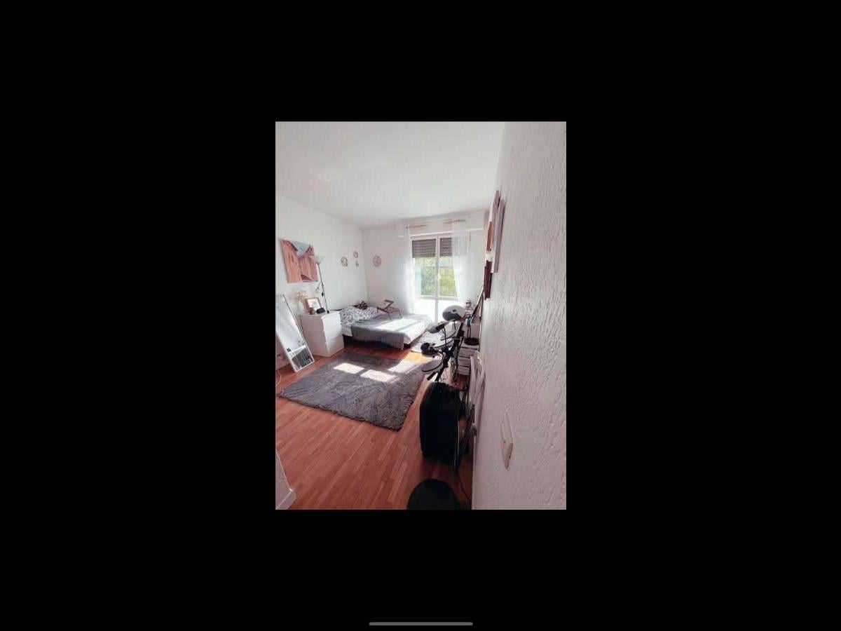 Colocation à Saint-Malo — Chambre avec bureau · Saint-Malo (70 m² le logement)