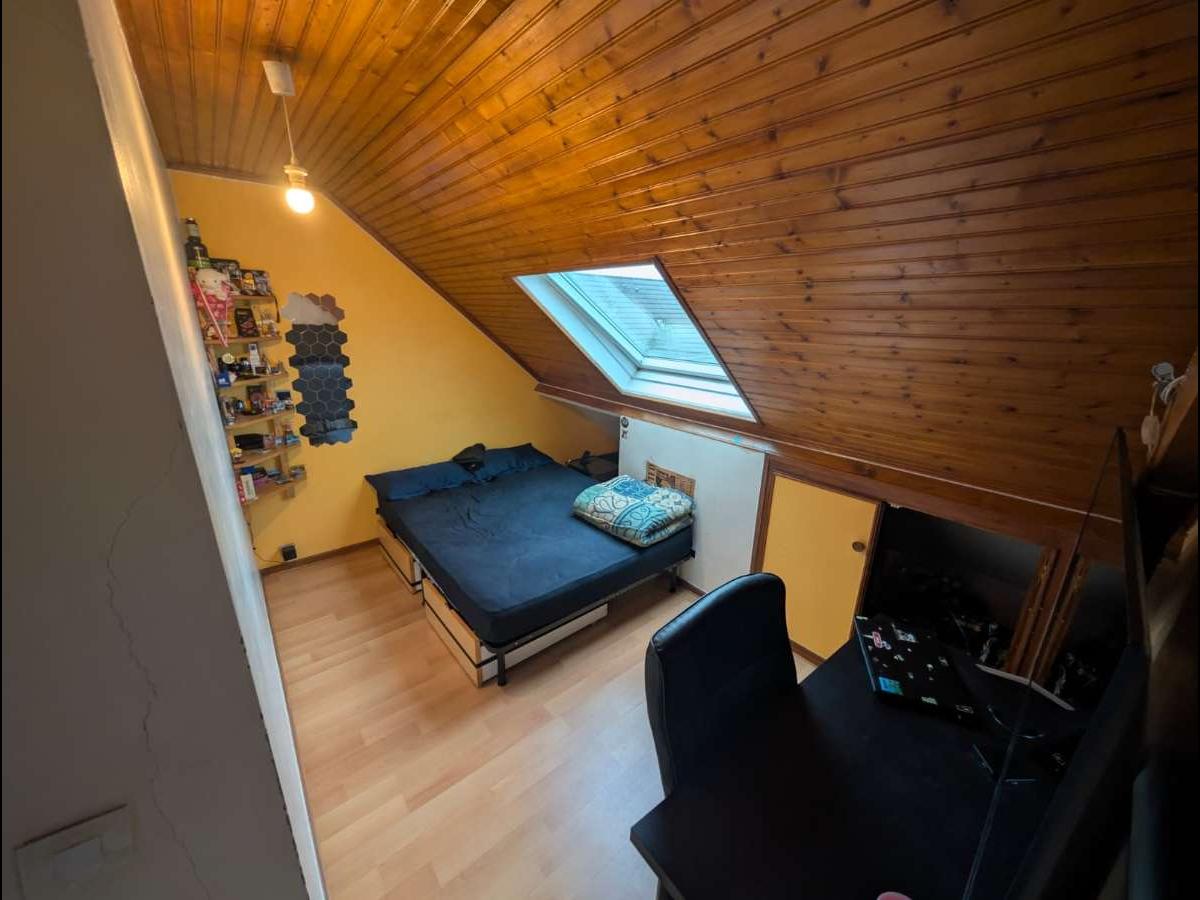 Colocation à Mérignac — Chambre lumineuse · Mérignac — 3 pièces au total Colocation à Mérignac — Chambre lumineuse · Mérignac — 3 pièces au total