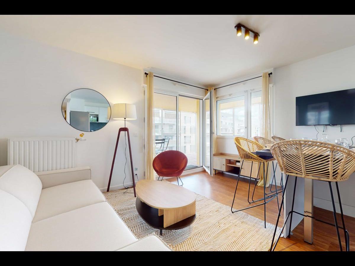 Colocation à Troyes : 5 colocs / chambre dans appart 35 m² · Troyes (photo 2/6)