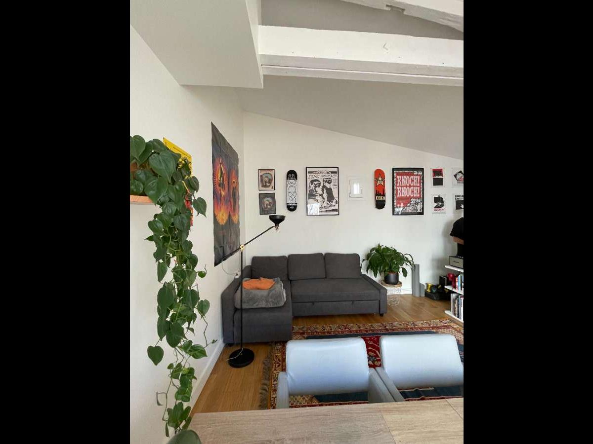 Colocation à Annecy : Chambre lumineuse · Annecy — 4 pièces au total (photo 2/6)