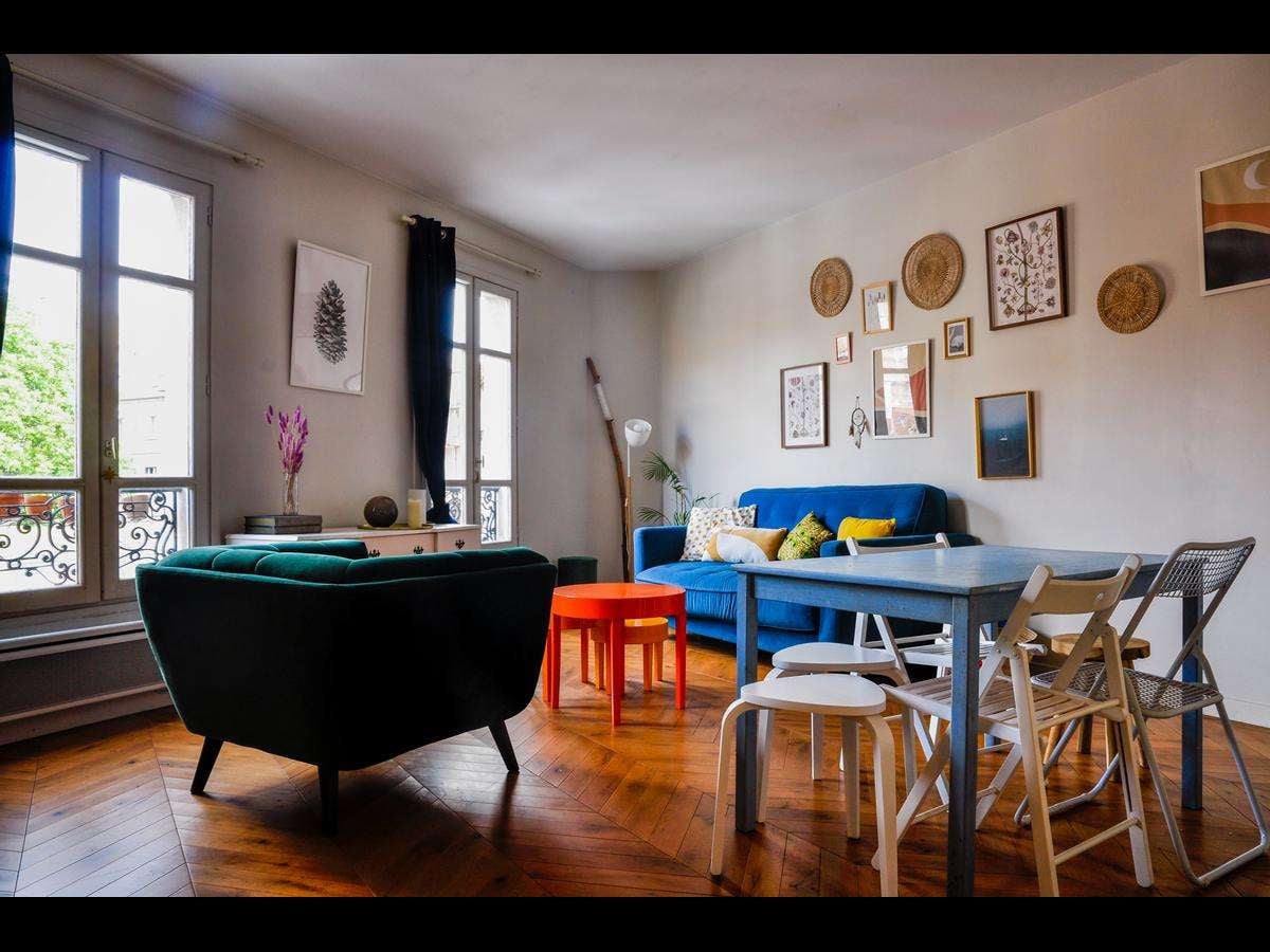 Colocation à Bordeaux : Chambre lumineuse · Bordeaux — 6 pièces au total (photo 1/6)
