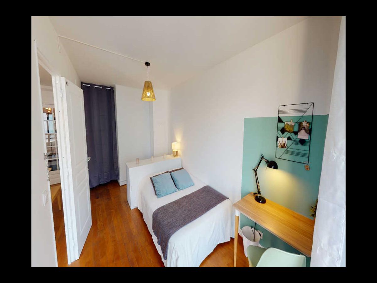 Colocation à Marseille : Dispo novembre · coloc calme · Marseille (photo 2/6)