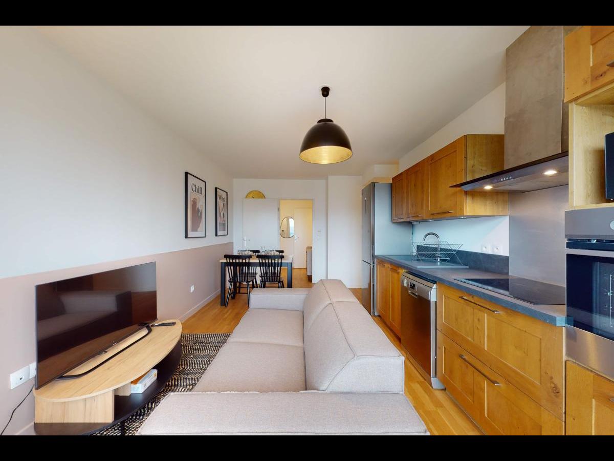 Colocation à Reims : Appartement 5 pièces · 94 m² — Centre-ville · Reims (photo 3/6)