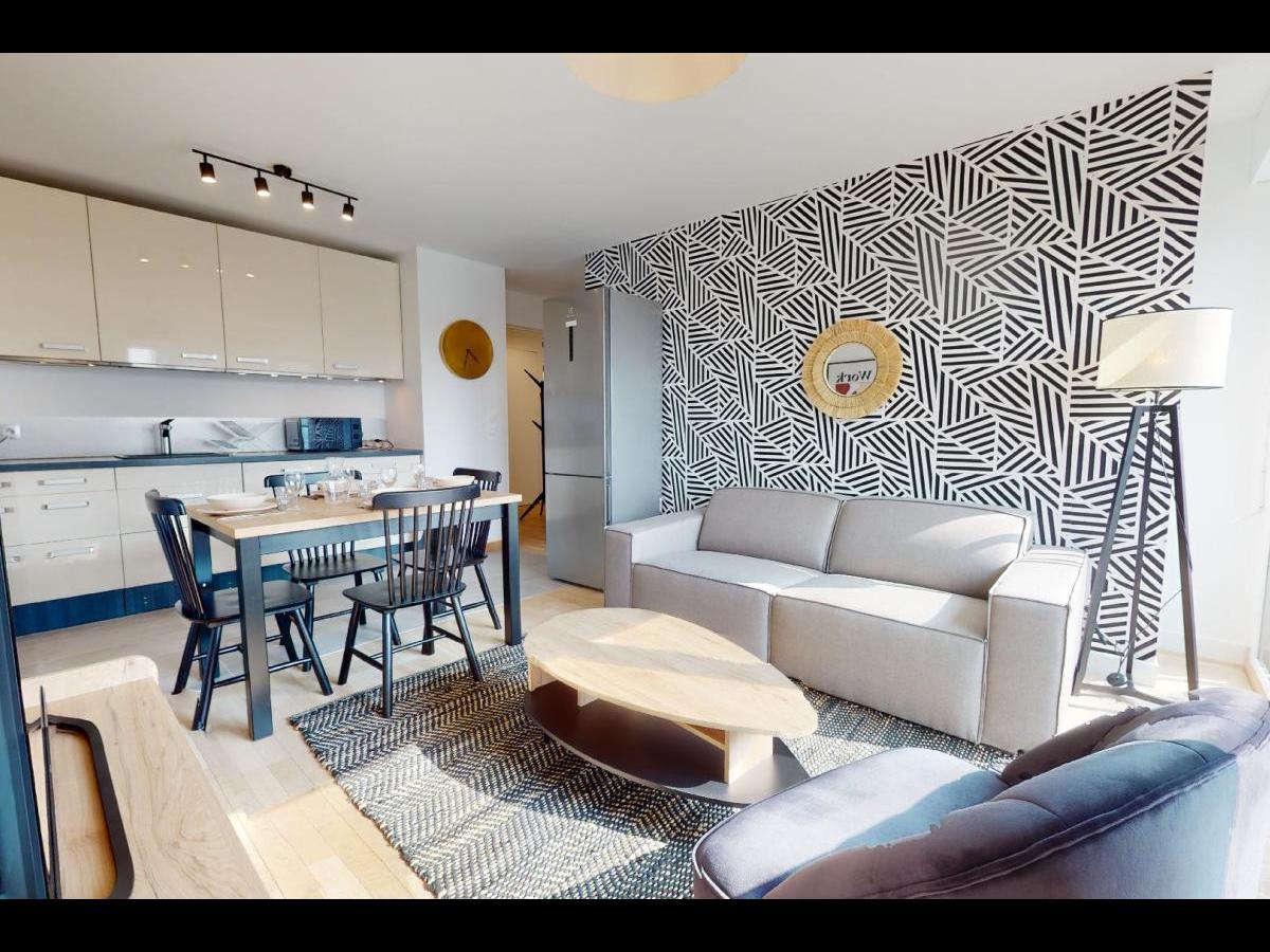Colocation à Bordeaux : Chambre lumineuse · Bordeaux — 3 pièces au total (photo 1/6)