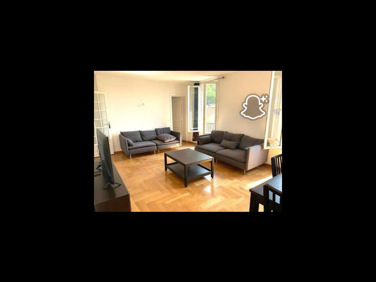 Colocation à Blois : 4 colocs / chambre dans appart 63 m² · Blois (photo 3/6)