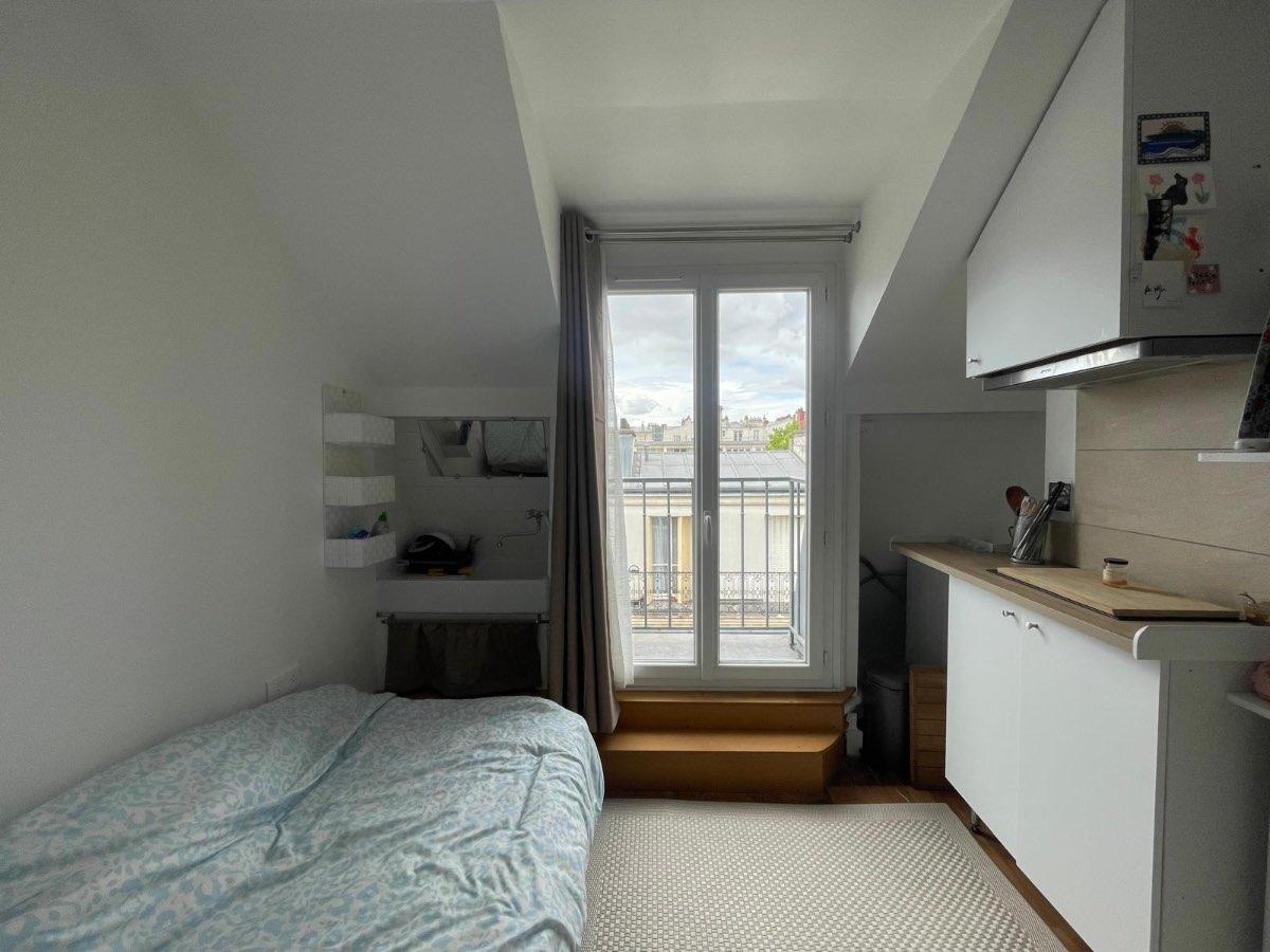Colocation à Marseille : Chambre avec bureau · Marseille (83 m² le logement) (photo 4/6)