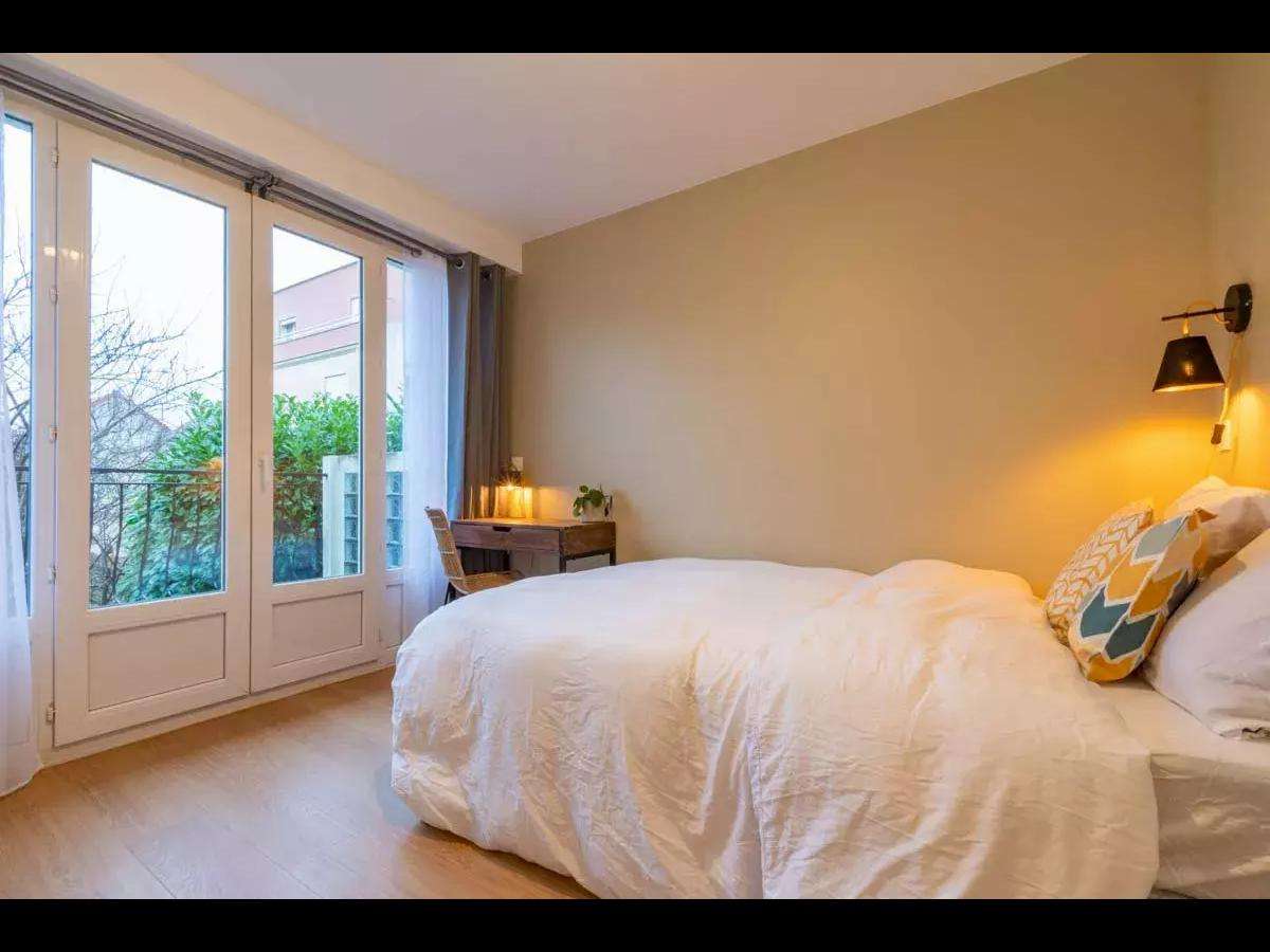 Colocation à Metz — Colocation Metz — chambre meublée · Gare · Colocation à Metz — Colocation Metz — chambre meublée · Gare ·