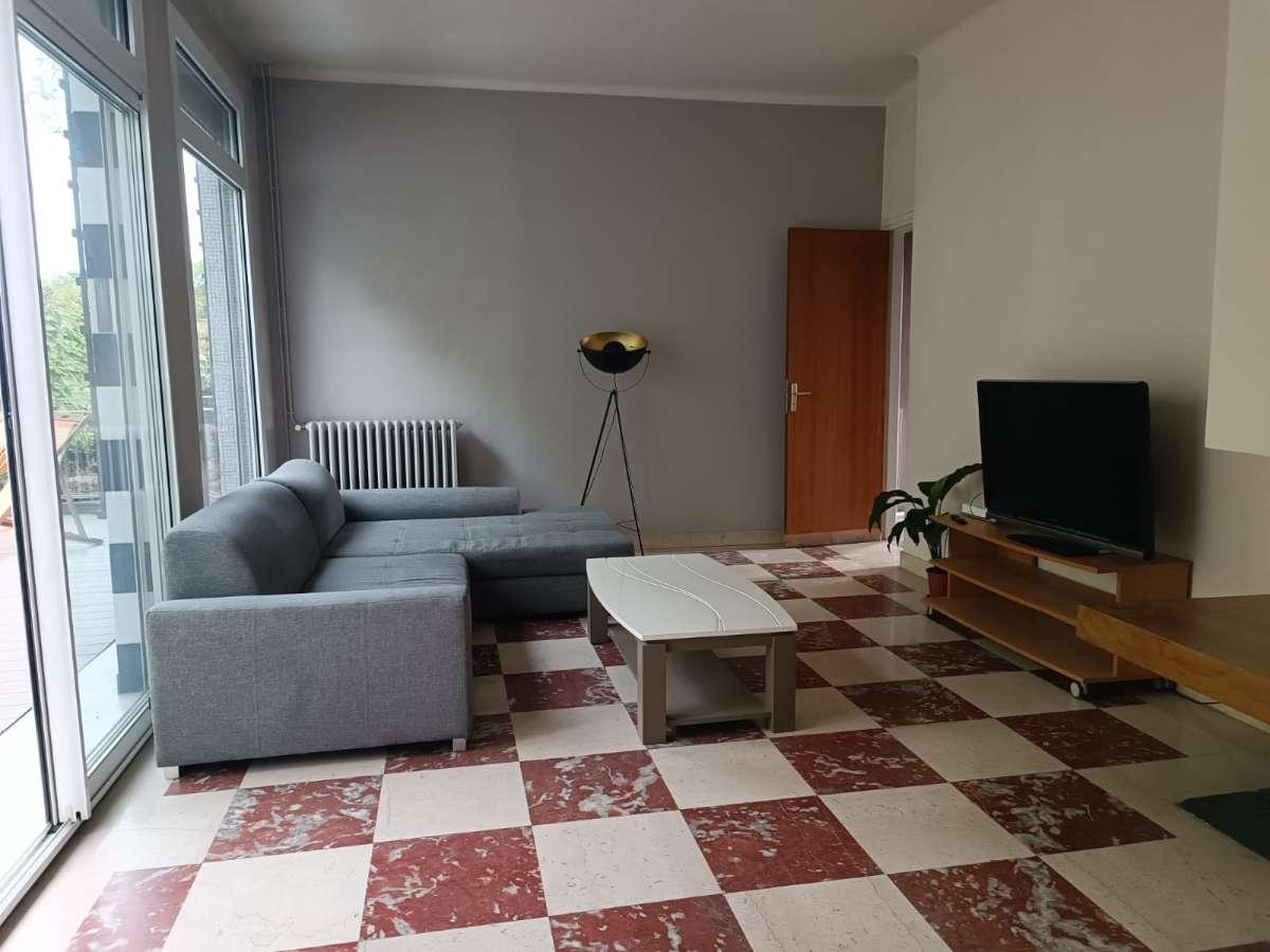 Colocation à La Seyne-Sur-Mer : Appartement 5 pièces · 85 m² — Centre · La Seyne-sur-Mer (photo 2/6)