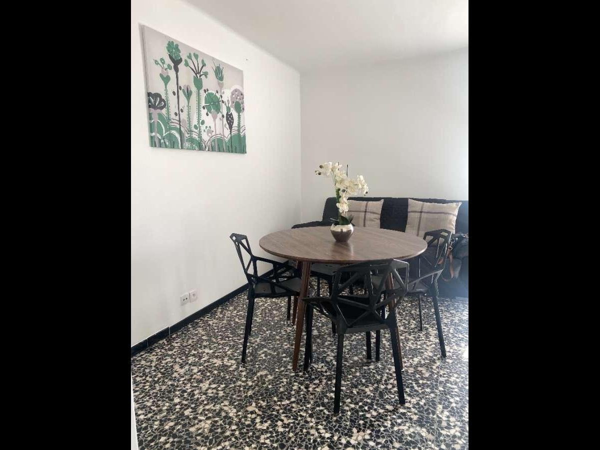Colocation à Montpellier : Chambre lumineuse · Montpellier — 5 pièces au total (photo 3/6)