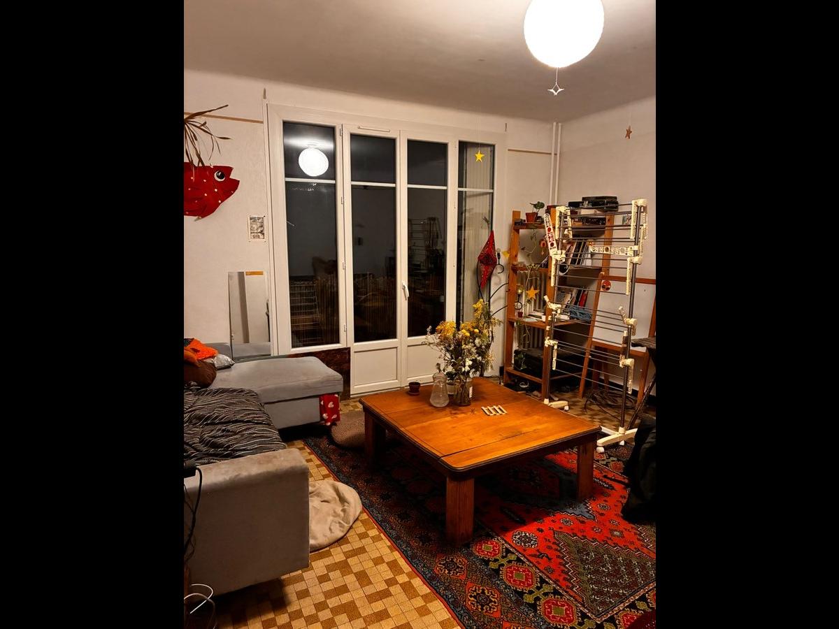 Colocation à Tours : Colocation Tours — chambre meublée · Plumereau · (photo 4/6)