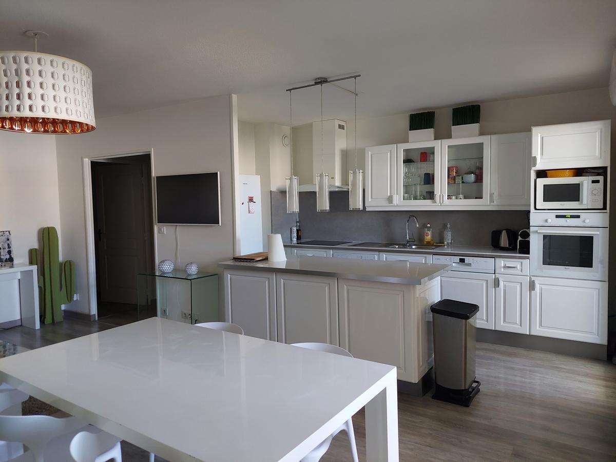 Colocation à Montpellier : 7 colocs / chambre dans appart 40 m² · Montpellier (photo 3/6)