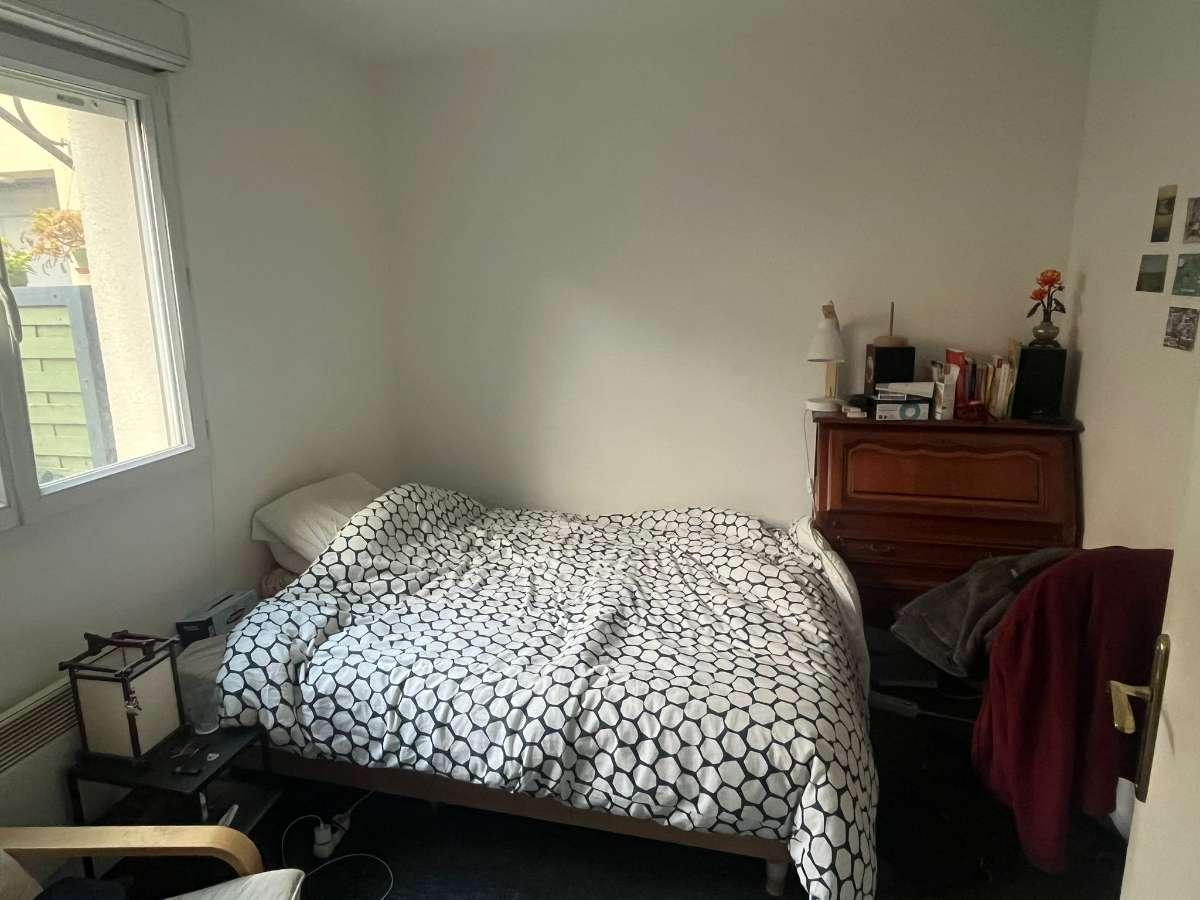 Colocation à Mérignac : Chambre lumineuse · Mérignac — 6 pièces au total (photo 3/6)