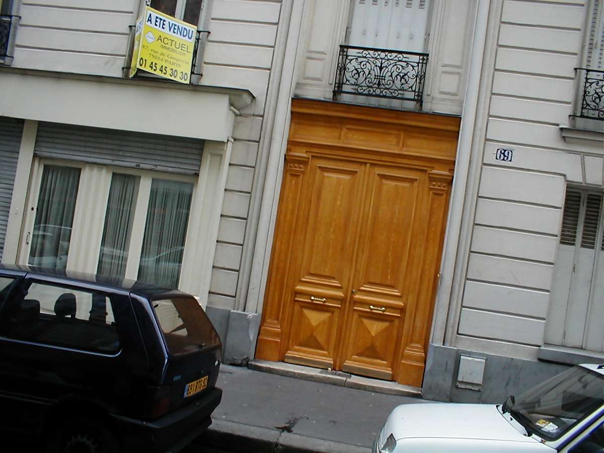 Colocation à Orléans : Chambre avec bureau · Orléans (38 m² le logement) (photo 2/6)