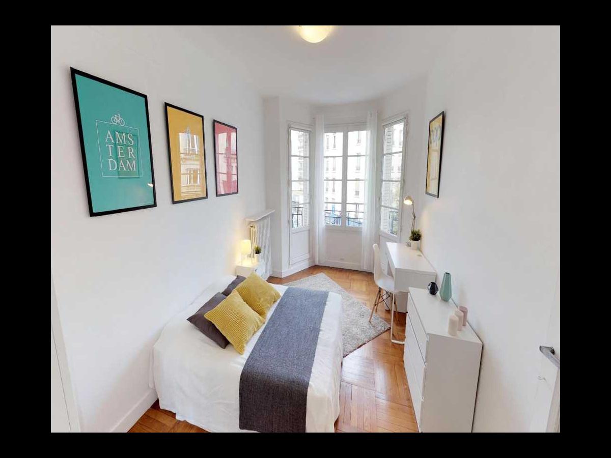 Colocation à Montpellier : Chambre lumineuse · Montpellier — 5 pièces au total (photo 3/6)