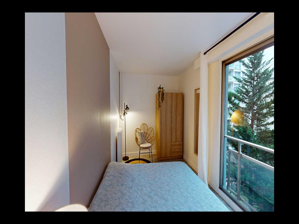 Colocation à Tours — 6 colocs / chambre dans appart 36 m² · Tours Colocation à Tours — 6 colocs / chambre dans appart 36 m² · Tours