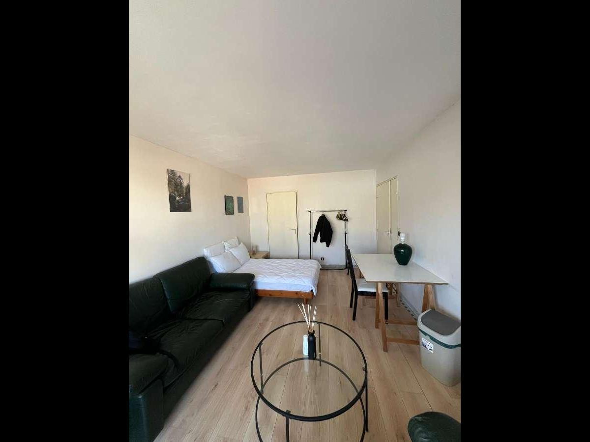 Colocation à Grenoble : 8 colocs / chambre dans appart 67 m² · Grenoble (photo 4/6)