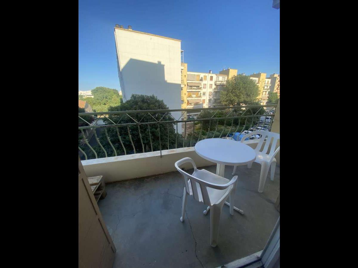 Colocation à Marseille : Colocation Marseille — chambre meublée · Prado · (photo 5/6)