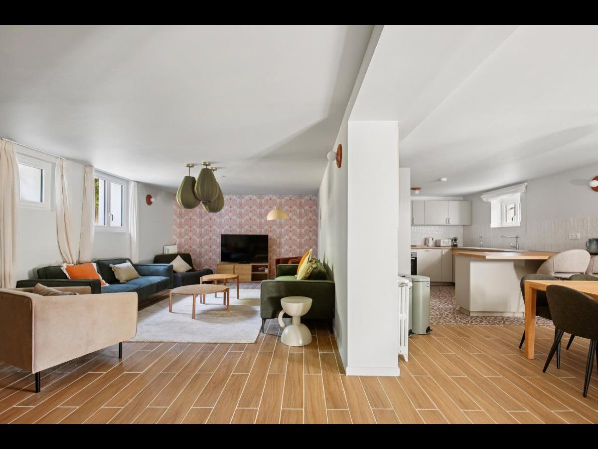 Colocation à Poitiers : Chambre avec bureau · Poitiers (37 m² le logement) (photo 3/6)