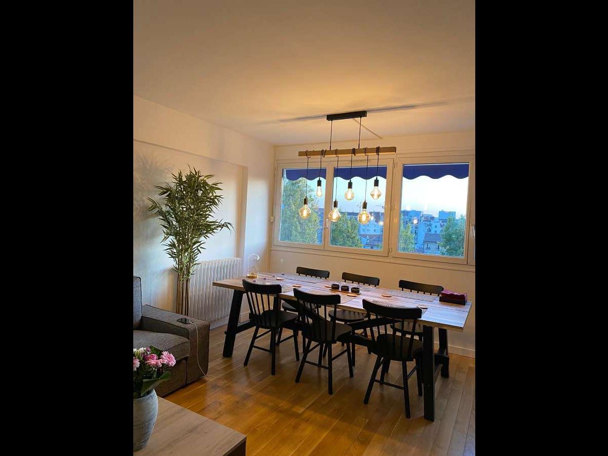 Colocation à Saint-Malo : Chambre lumineuse · Saint-Malo — 2 pièces au total (photo 4/6)