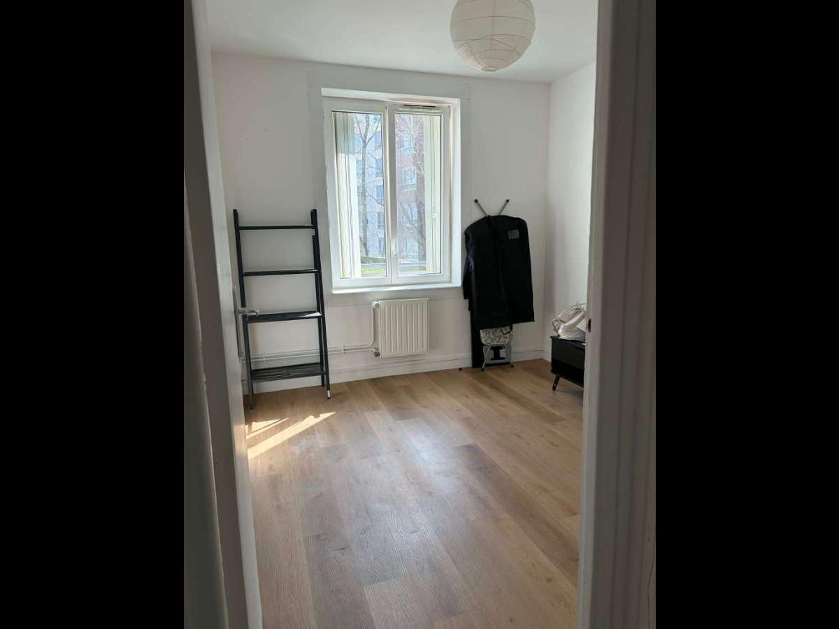 Colocation à Sète — 7 colocs / chambre dans appart 66 m² · Sète Colocation à Sète — 7 colocs / chambre dans appart 66 m² · Sète