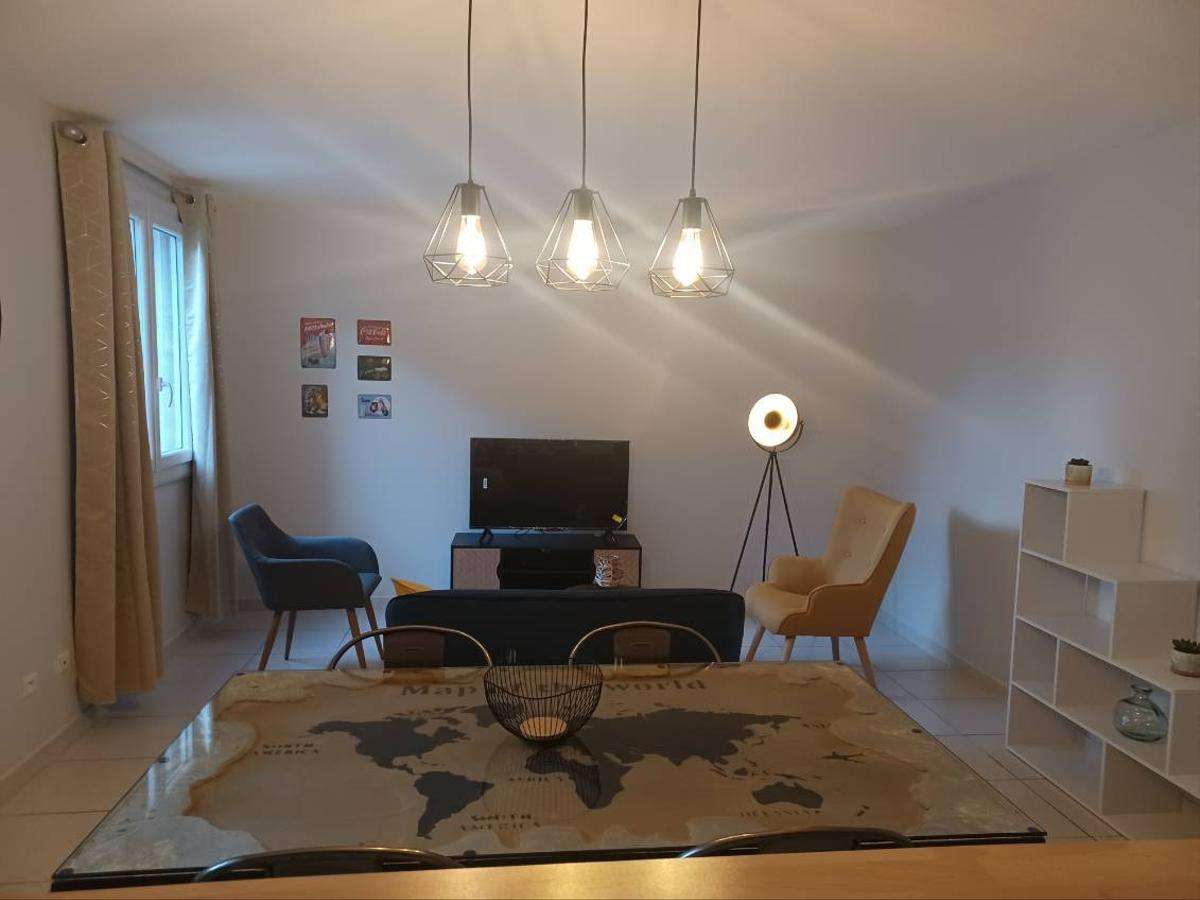 Colocation à Orléans : Appartement 5 pièces · 70 m² — Orléans (photo 4/6)