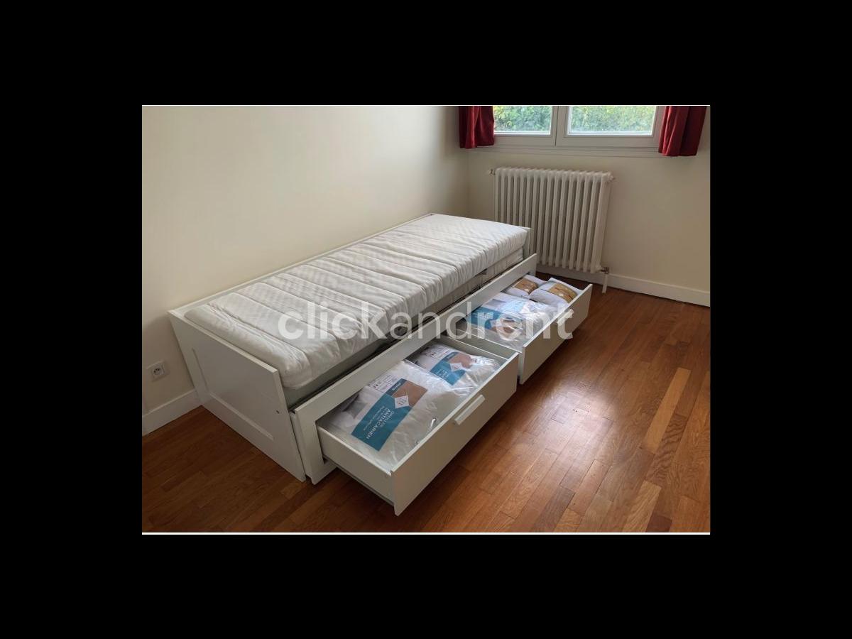 Colocation à Quimper : Chambre avec bureau · Quimper (36 m² le logement) (photo 3/6)