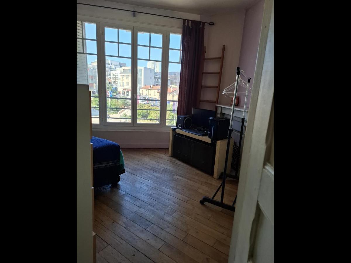 Colocation à Nice : Colocation Nice — chambre meublée · Libération · (photo 3/6)