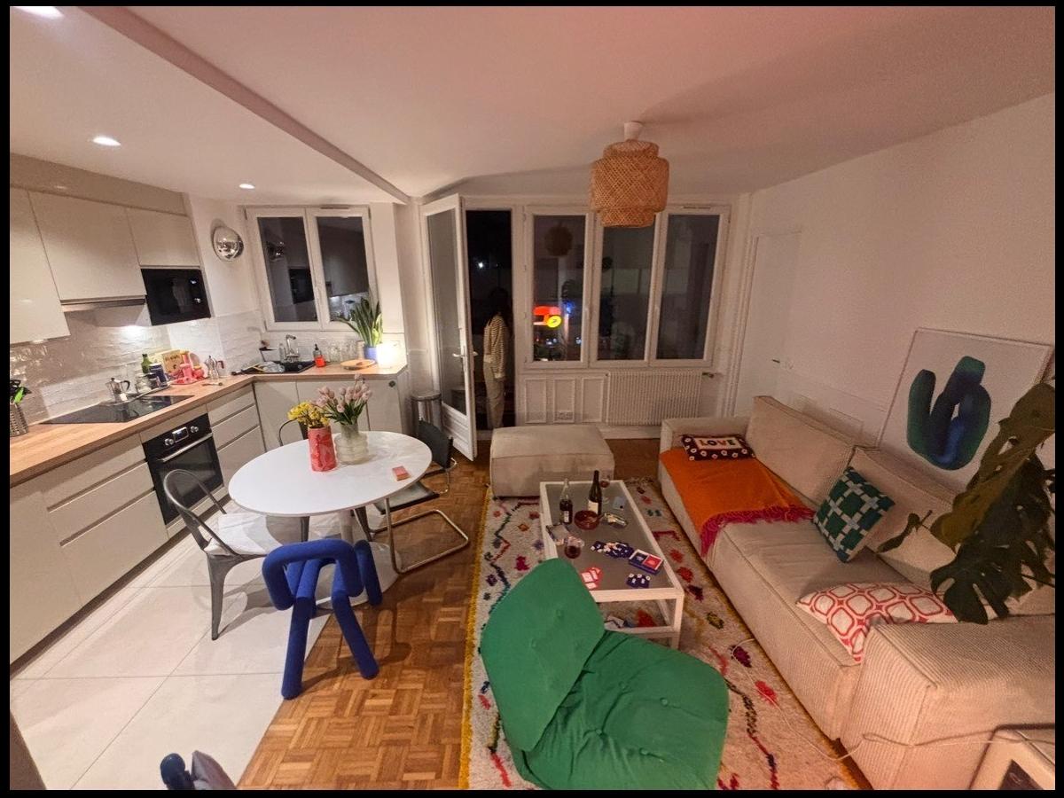 Colocation à Annecy — 7 colocs / chambre dans appart 67 m² · Annecy Colocation à Annecy — 7 colocs / chambre dans appart 67 m² · Annecy