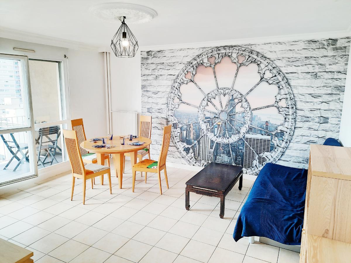 Colocation à Le Havre : 3 colocs / chambre dans appart 82 m² · Le Havre (photo 2/6)