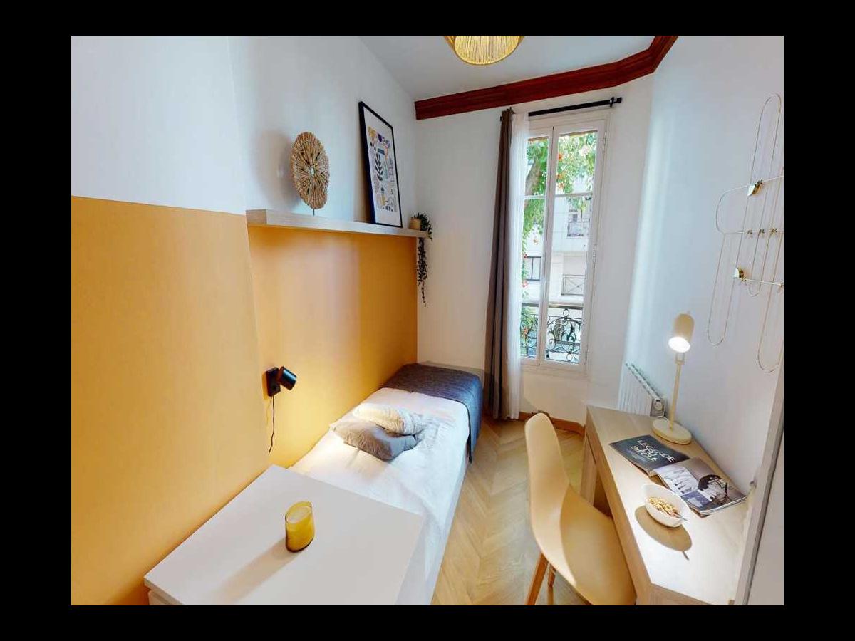 Colocation à Marseille : Colocation Marseille — chambre meublée · Prado · (photo 4/6)