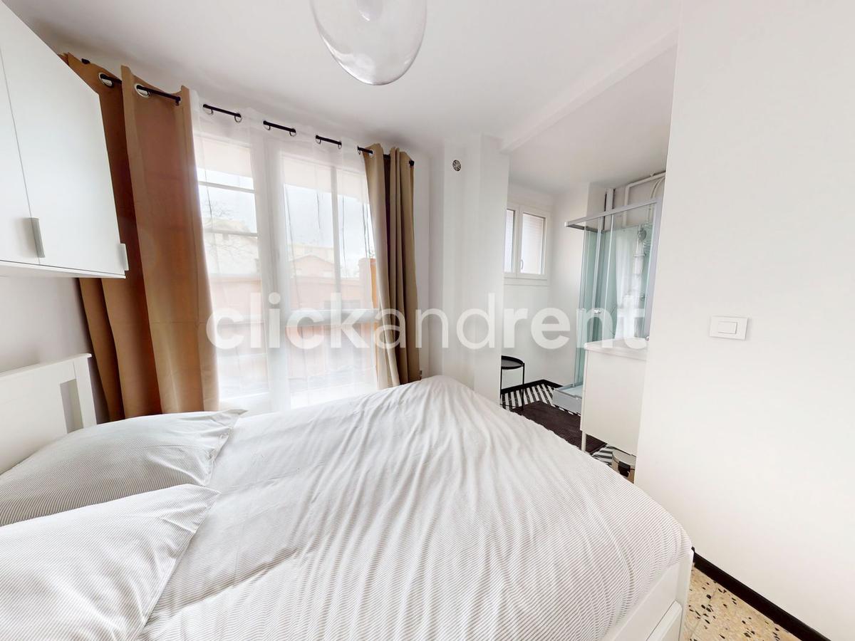 Colocation à Nanterre — Chambre avec bureau · Nanterre (51 m² le logement) Colocation à Nanterre — Chambre avec bureau · Nanterre (51 m² le logement)
