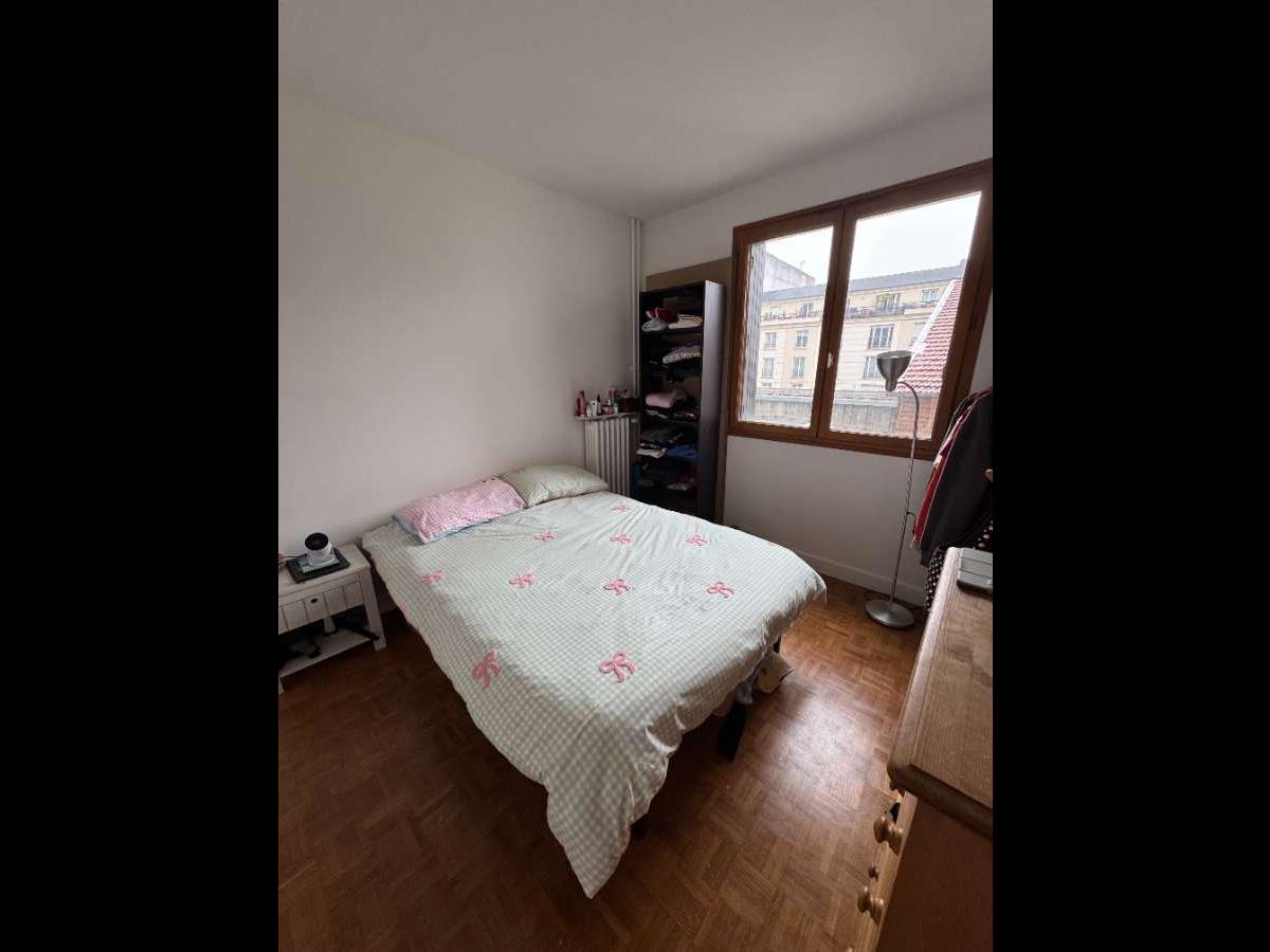 Colocation à Bastia — 3 colocs / chambre dans appart 93 m² · Bastia Colocation à Bastia — 3 colocs / chambre dans appart 93 m² · Bastia