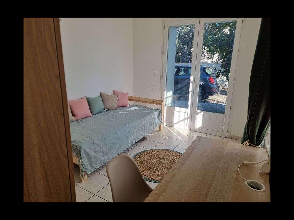 Colocation à La Seyne-Sur-Mer : Colocation La Seyne-sur-Mer — chambre meublée · Tamaris · (photo 3/6)