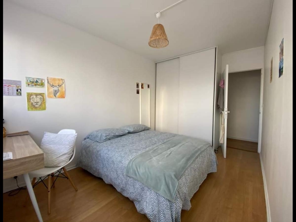 Colocation à Lyon : 6 colocs / chambre dans appart 87 m² · Lyon (photo 3/6)