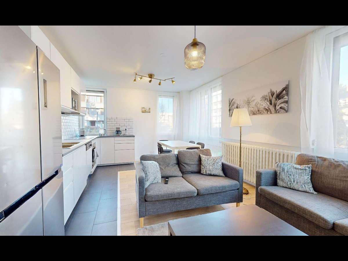 Colocation à Vannes : Colocation Vannes — chambre meublée · Port · (photo 4/6)