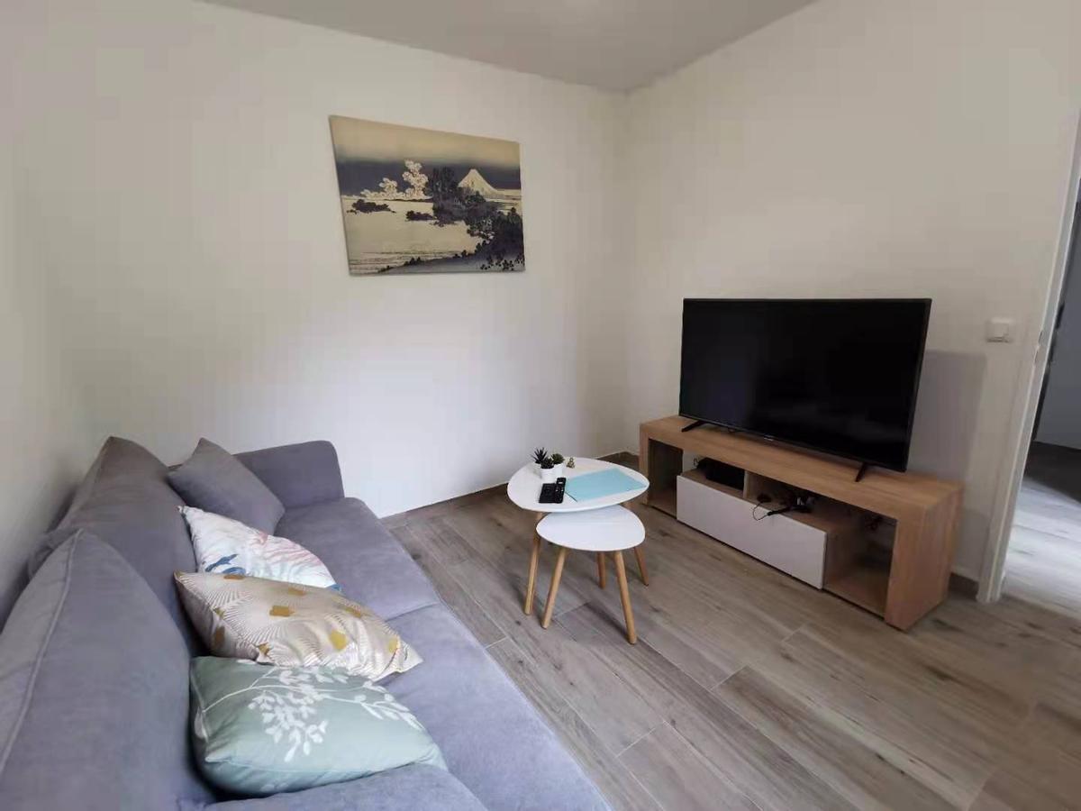Colocation à Saint-Malo : Chambre avec bureau · Saint-Malo (51 m² le logement) (photo 2/6)