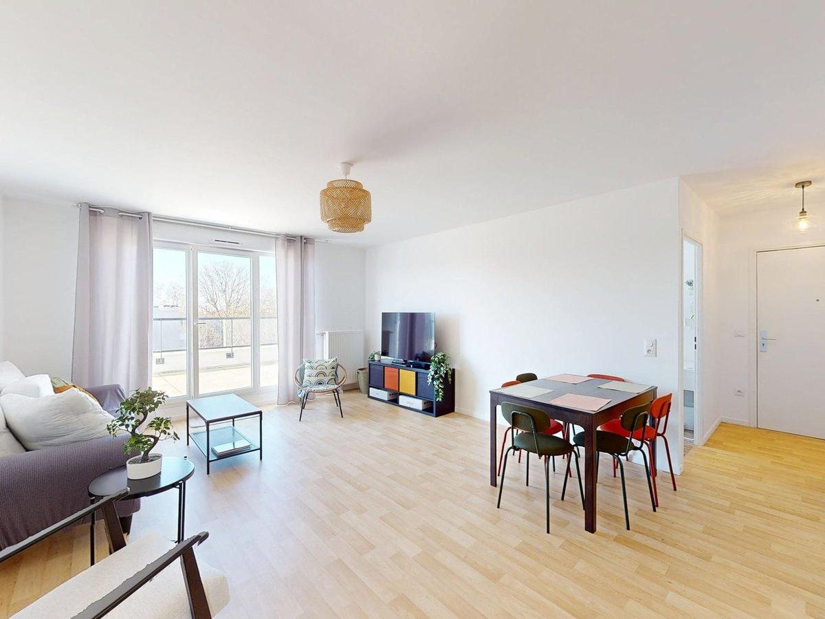 Colocation à Valence : Appartement 6 pièces · 82 m² — Polygone · Valence (photo 5/6)