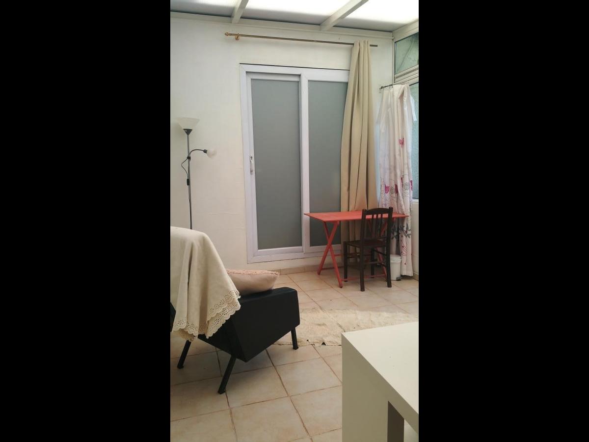 Colocation à Saint-Étienne : Chambre lumineuse · Saint-Étienne — 2 pièces au total (photo 2/6)