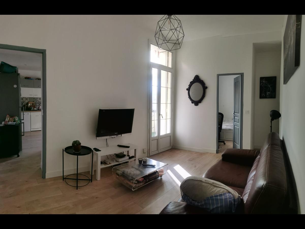 Colocation à Paris — 8 colocs / chambre dans appart 71 m² · Paris Colocation à Paris — 8 colocs / chambre dans appart 71 m² · Paris