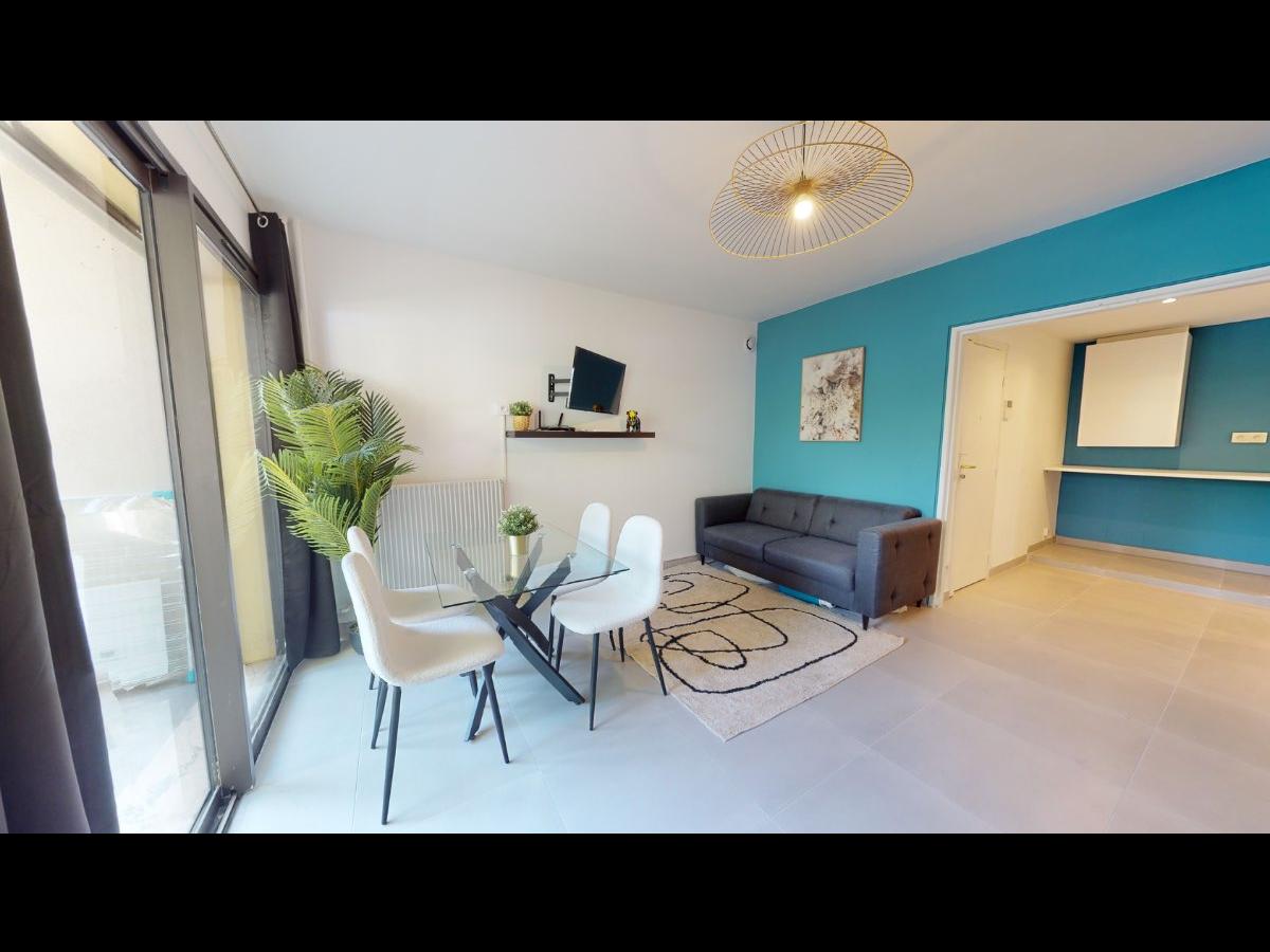 Colocation à Montpellier : Colocation Montpellier — chambre meublée · Antigone · (photo 5/6)