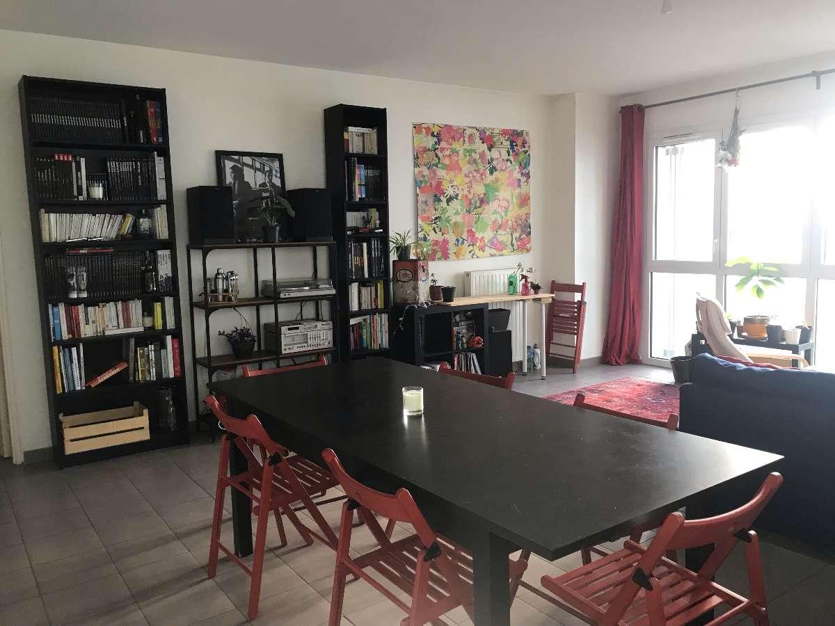Colocation à Montpellier : Colocation Montpellier — chambre meublée · Écusson · (photo 5/6)