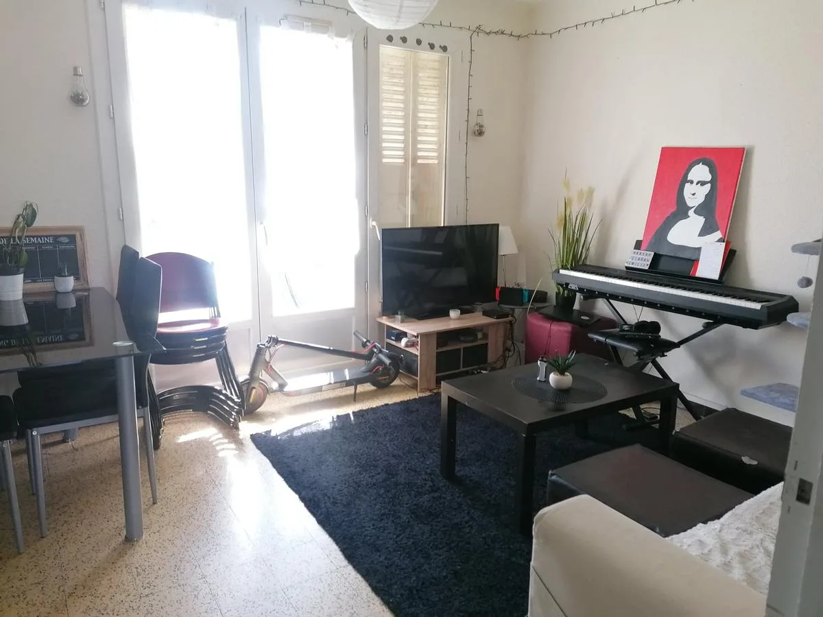 Colocation à Paris : Appartement trois pièces meublé (photo 5/5)
