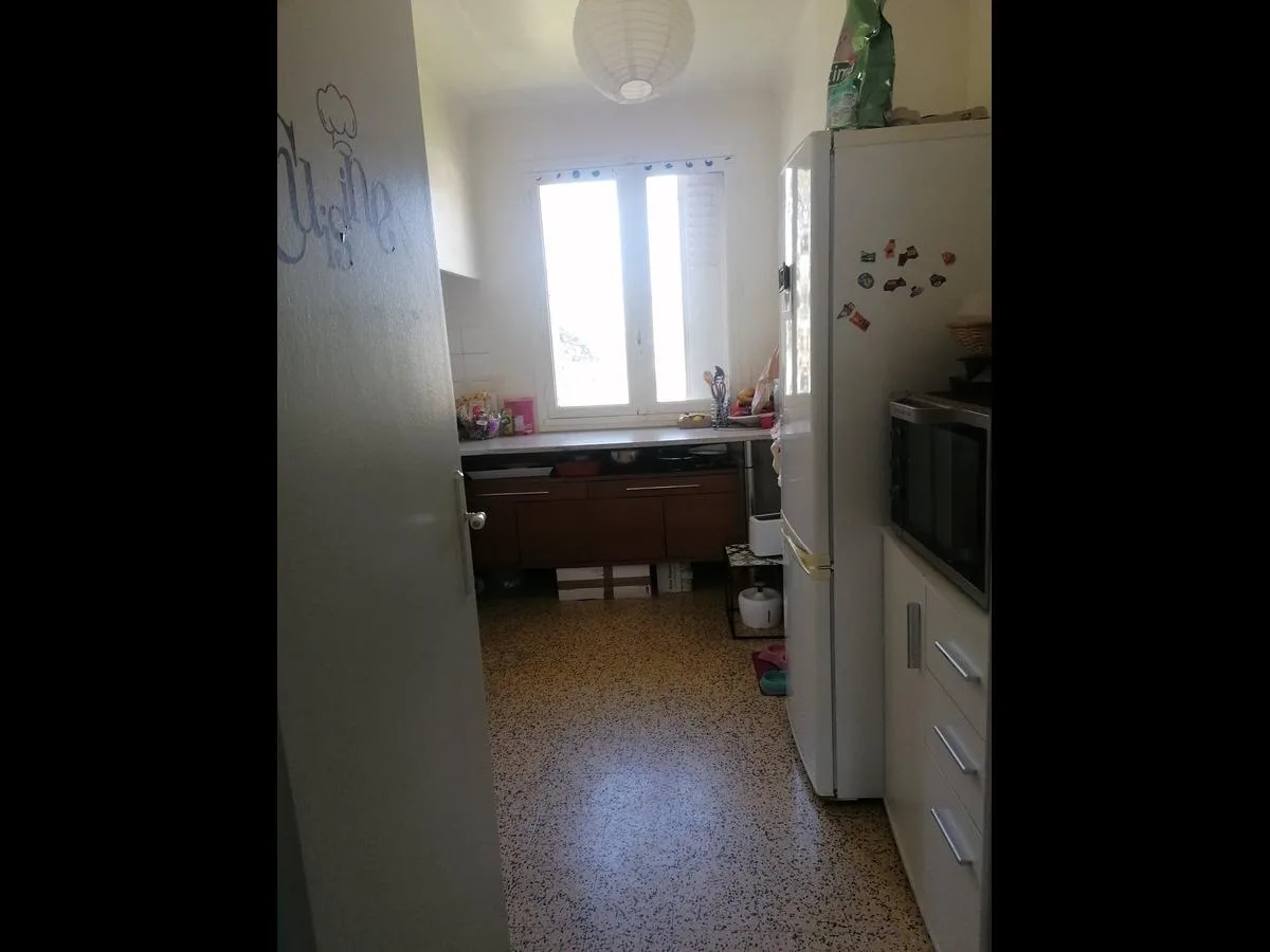 Colocation à Paris : Appartement trois pièces meublé (photo 4/5)